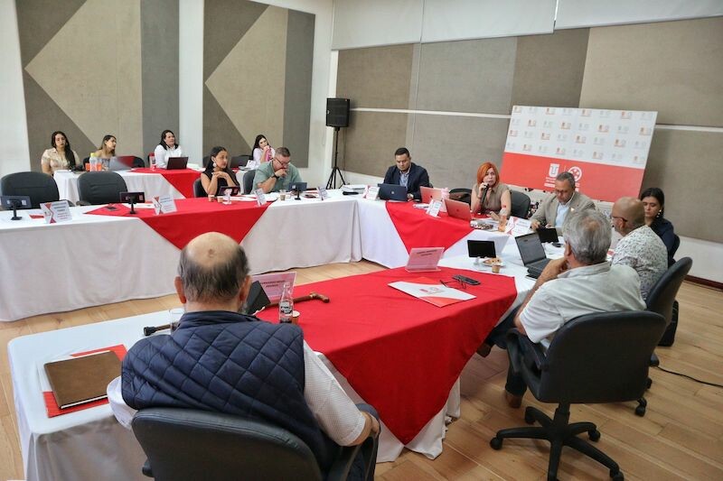 Tras crisis financiera profunda, la UT hoy es estable: rector Omar Mejía