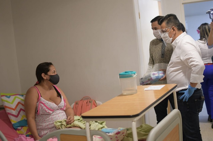 Gobernador Orozco insiste en abrir por completo la clínica El Limonar de Ibagué