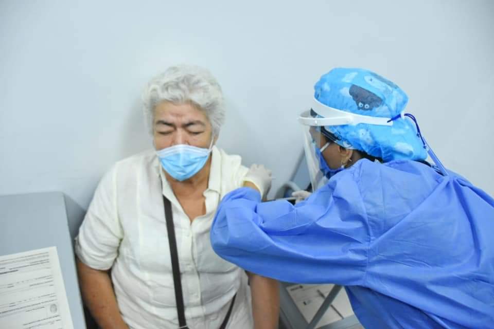 Modifican la vacunación contra el covid-19 en Ibagué, para adultos mayores de 65 años