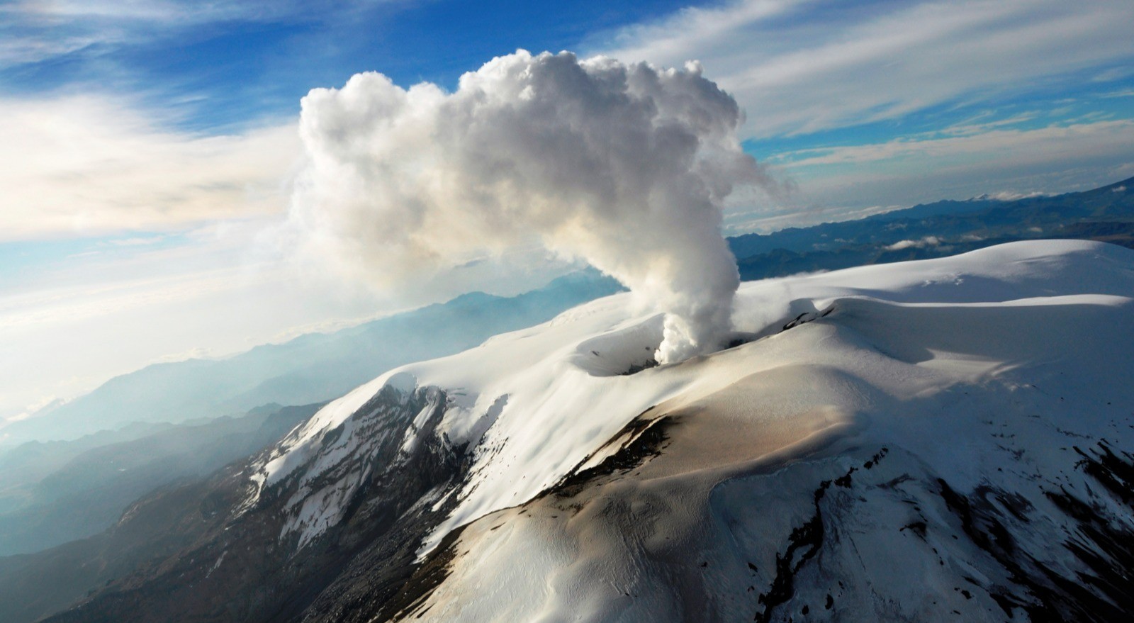 Nevado del Ruíz terminó enero con cambios en su comportamiento