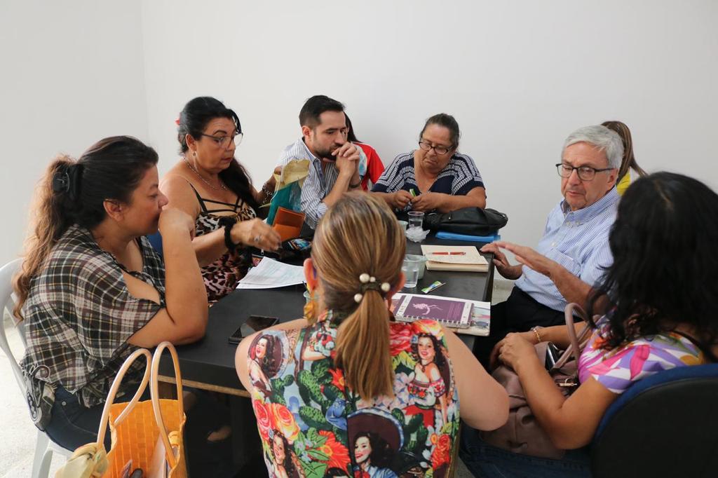 Vendedores informales confían en las capacidades gerenciales de Leonidas López