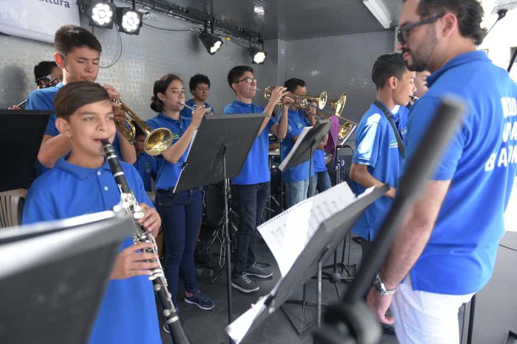 Lanzan campaña en contra del matoneo escolar