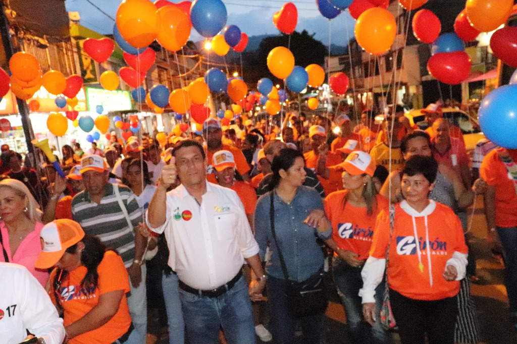 “No manejamos maquinarias si no ideas y propuestas”: Girón