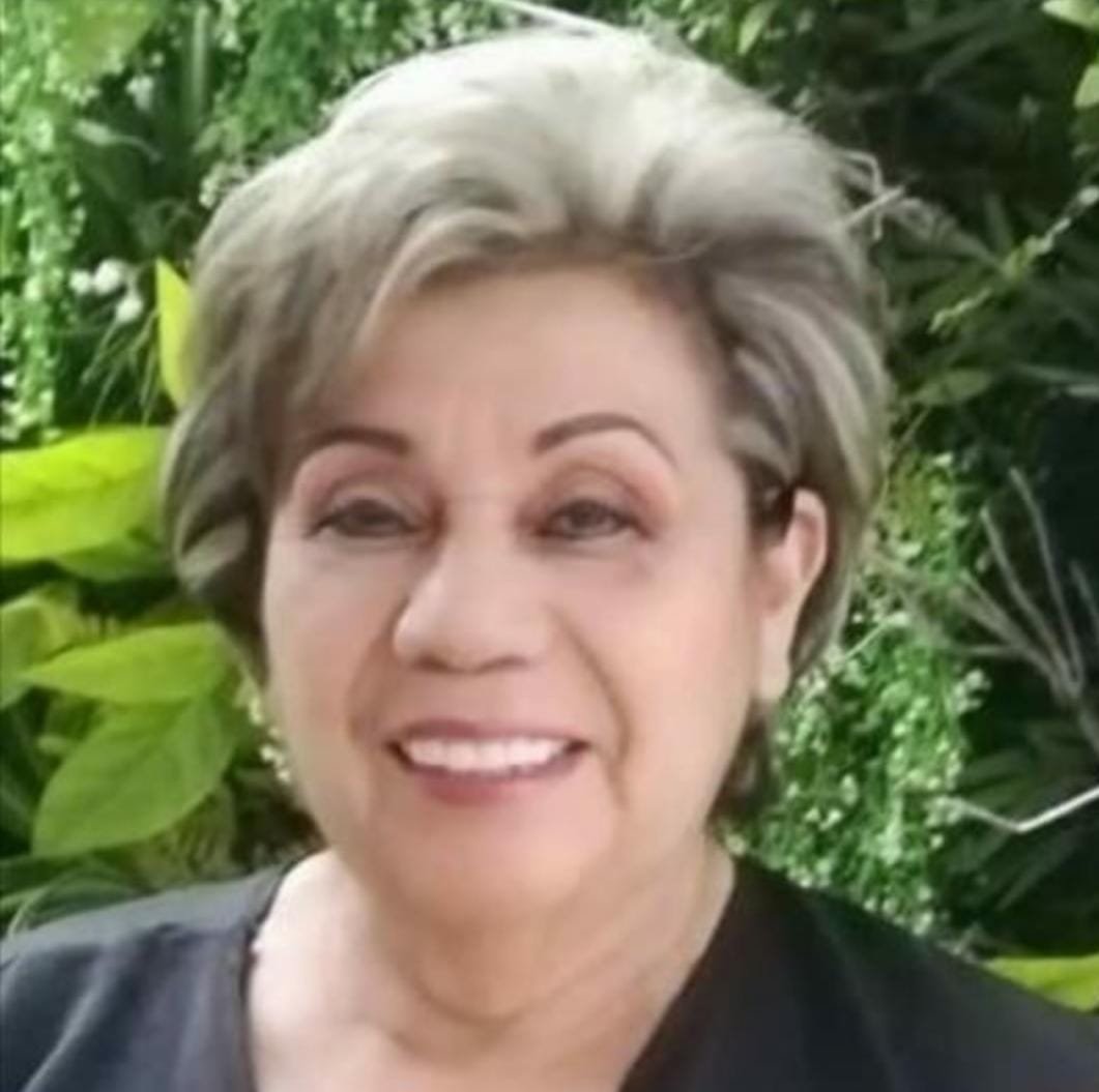 Fallece la profesora de los poetas