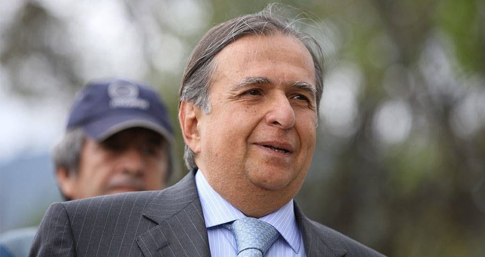 La solución al actual conflicto es política: Santofimio