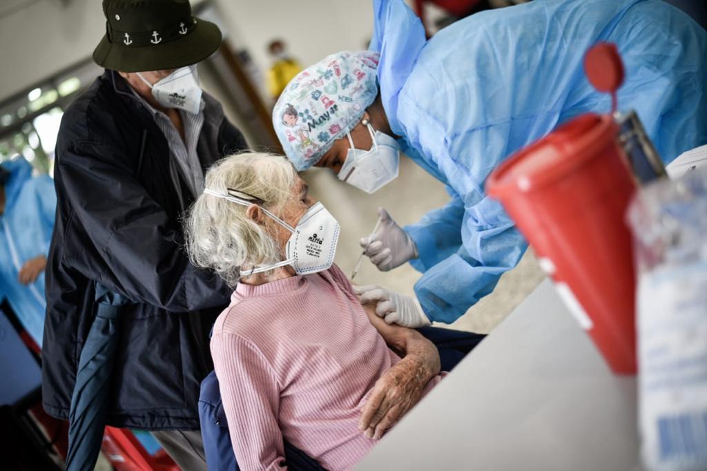 Unibagué cumple como campus pionero en vacunación masiva