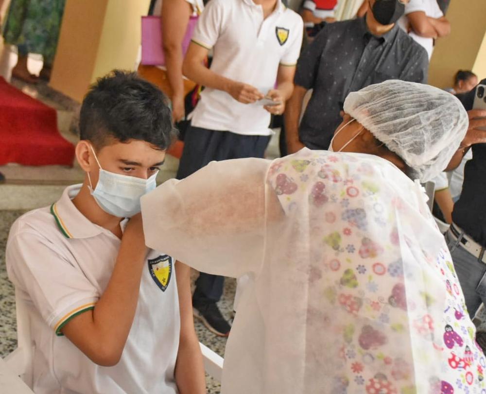 Con el regreso a clases se inicia vacunación en instituciones educativas del Tolima