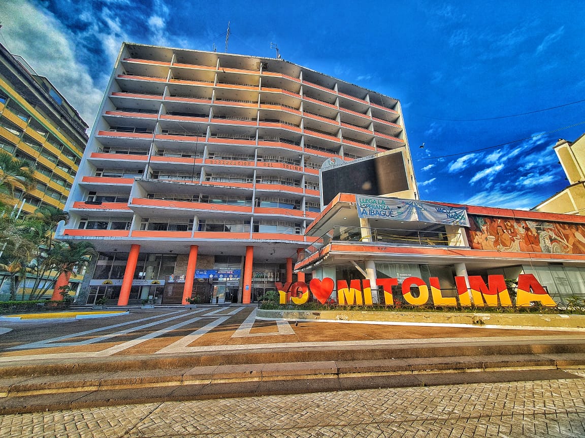 Obligatoriamente funcionarios y contratistas de la gobernación del Tolima deben tener completo esquema de vacunación