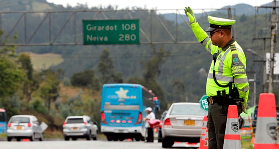 Este 31 de diciembre circularán más de 4 millones de vehículos por las carreteras de Colombia