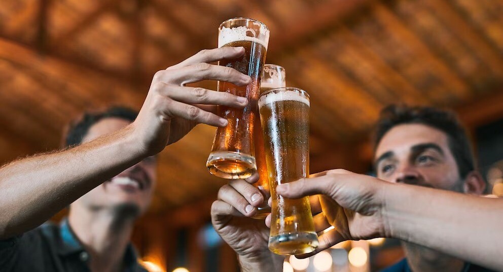 Emergencia Económica deja exento de IVA a la cerveza