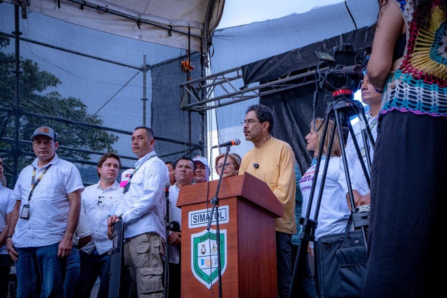 Iván Cepeda denunció persecución política y llamó a defender el proyecto democrático del Pacto Histórico