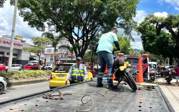 Motociclistas imprudentes sancionados en la carrera Quinta