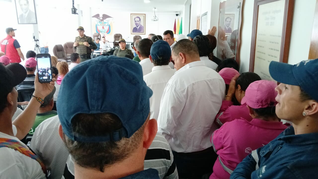 Se empantana millonario empréstito promovido por la alcaldesa del Líbano