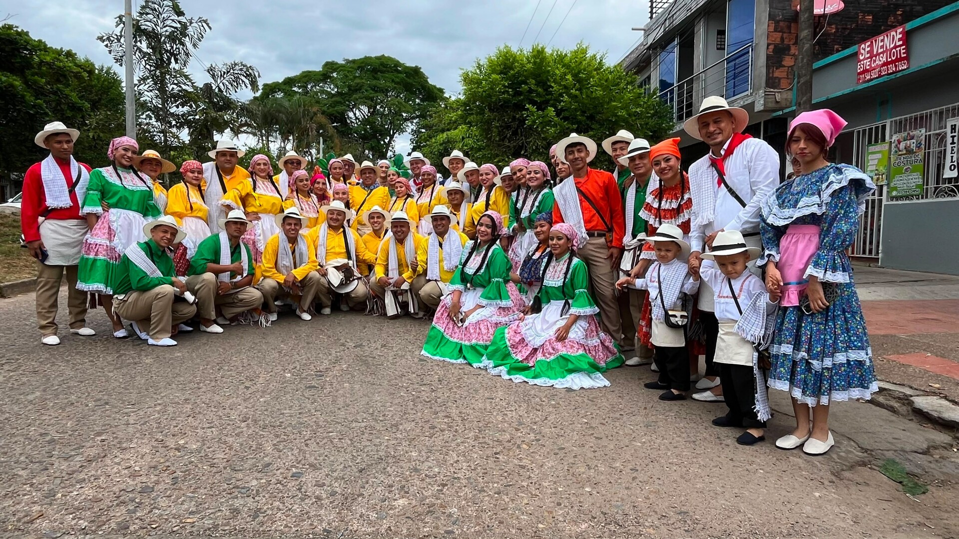 Chaparral realiza el primer Festival Folclórico y Cultural La Sombrerera