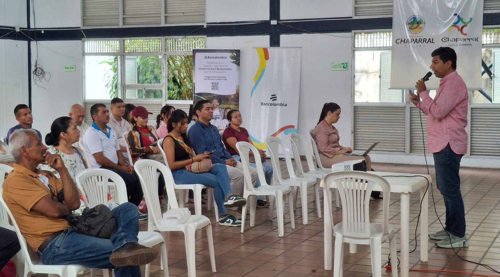 Chaparral digitaliza su comercio para la Feria Internacional del Café