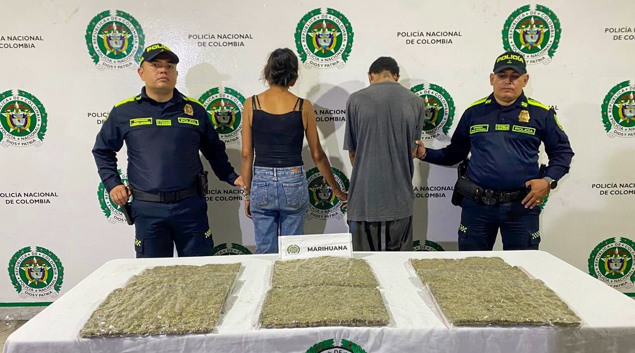Caen alias “El Caleño” y “La Profe” con cargamento de marihuana en Ibagué