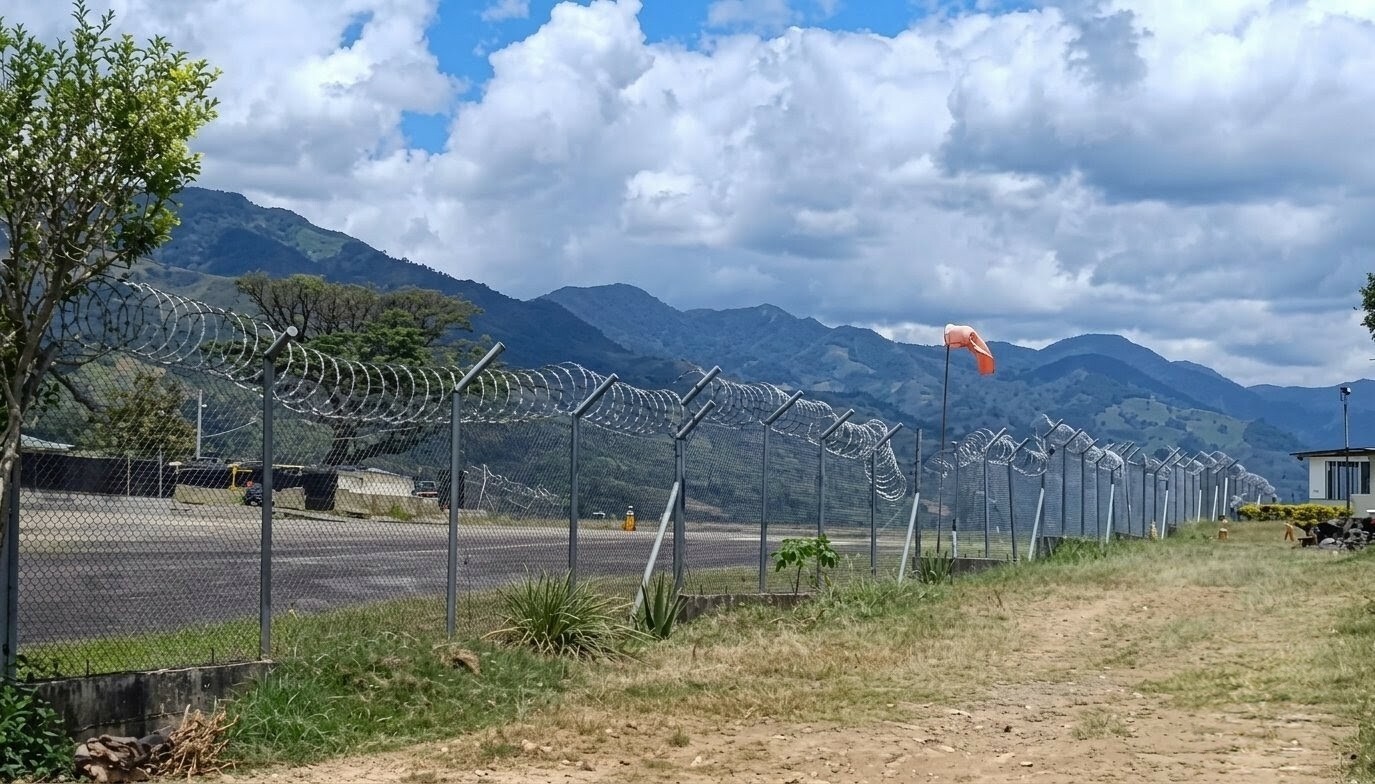 Atacan con drones base militar de Planadas previo a la posesión presidencial