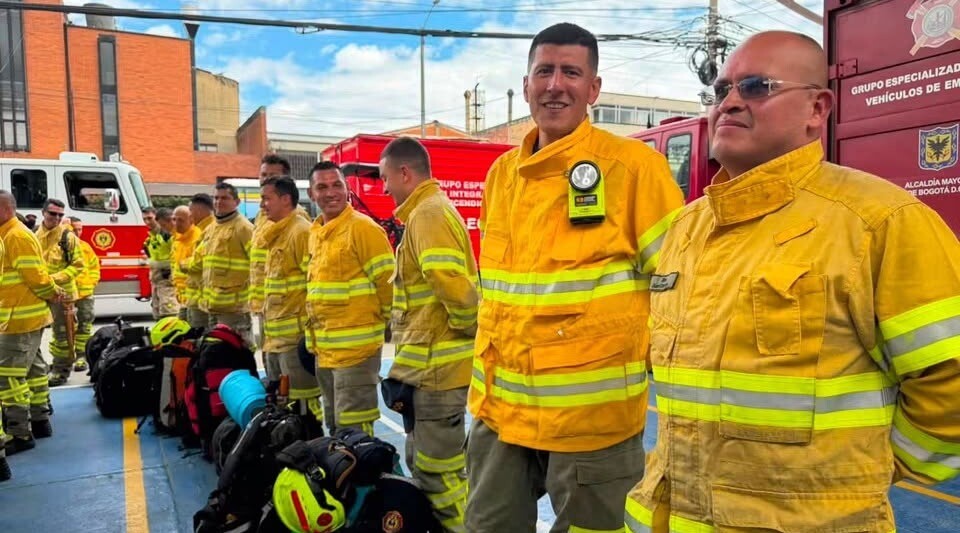 Llegan refuerzos desde Bogotá para enfrentar voraces incendios en el Tolima