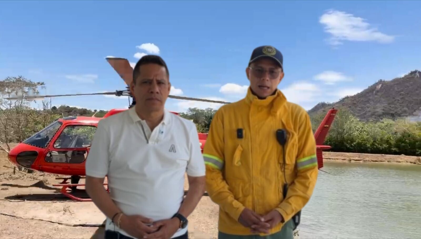 Refuerzan atención aérea y terrestre para contener incendios forestales en Chaparral