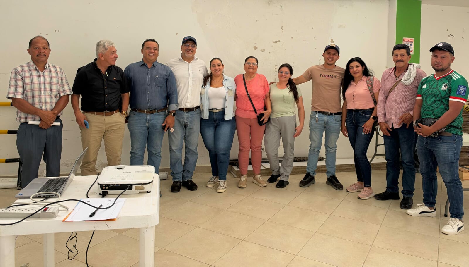 EGETSA impulsa la electrificación rural en el municipio de Dolores
