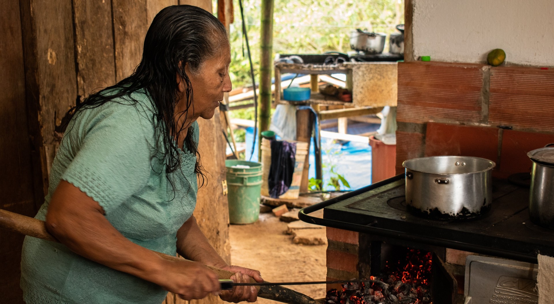 Zonas rurales de Ortega y Cajamarca aún no tienen gas domiciliario debido a la CREG