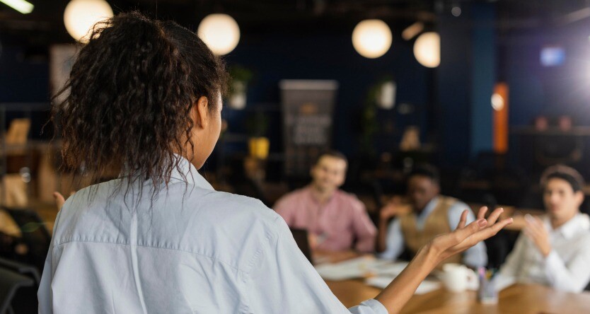 Networking sector publico y empresarial tecnológico