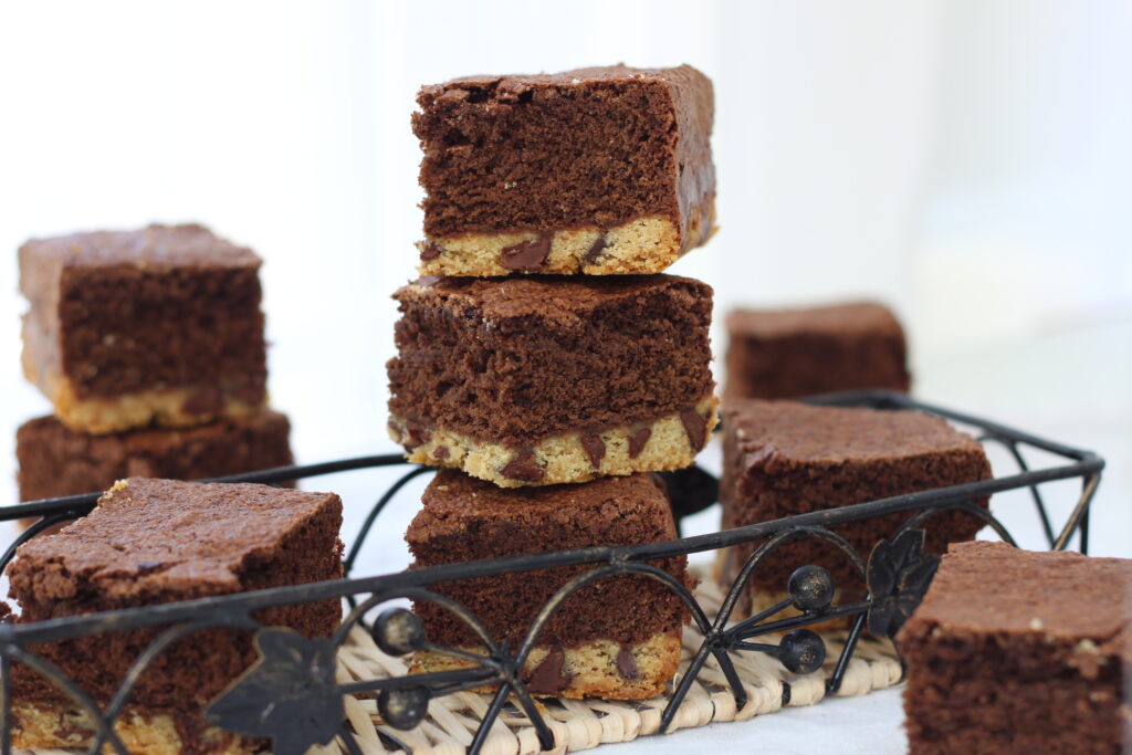 Chocolate Chip Shortbread Brownies Photo