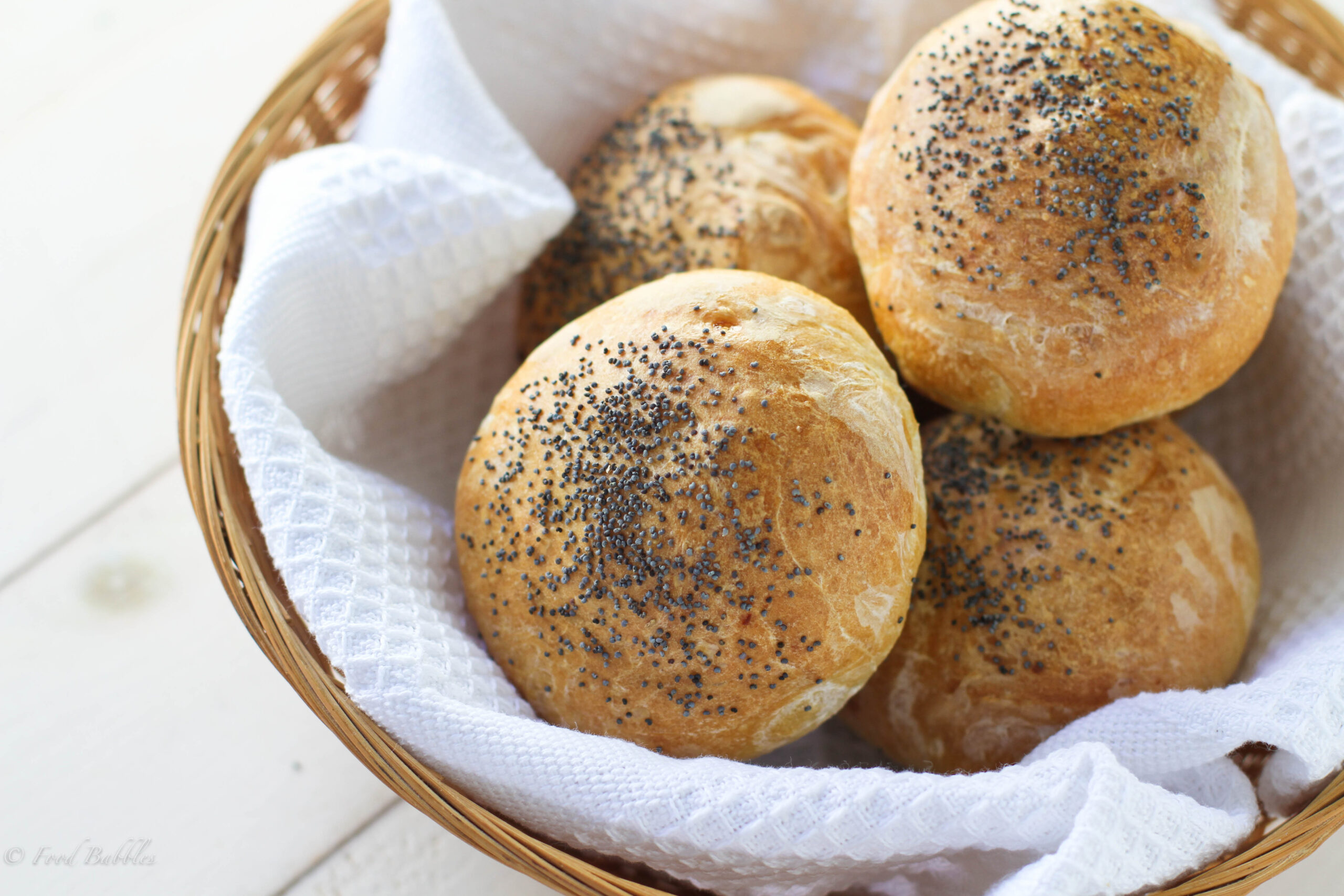 Hard Poppy Seed Roll Picture