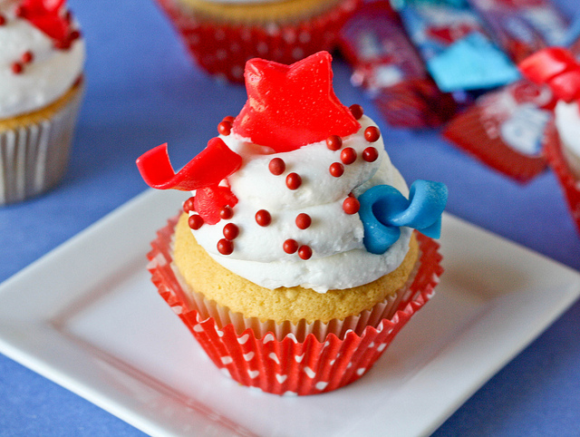 Easy Star Cupcake Toppers Photo
