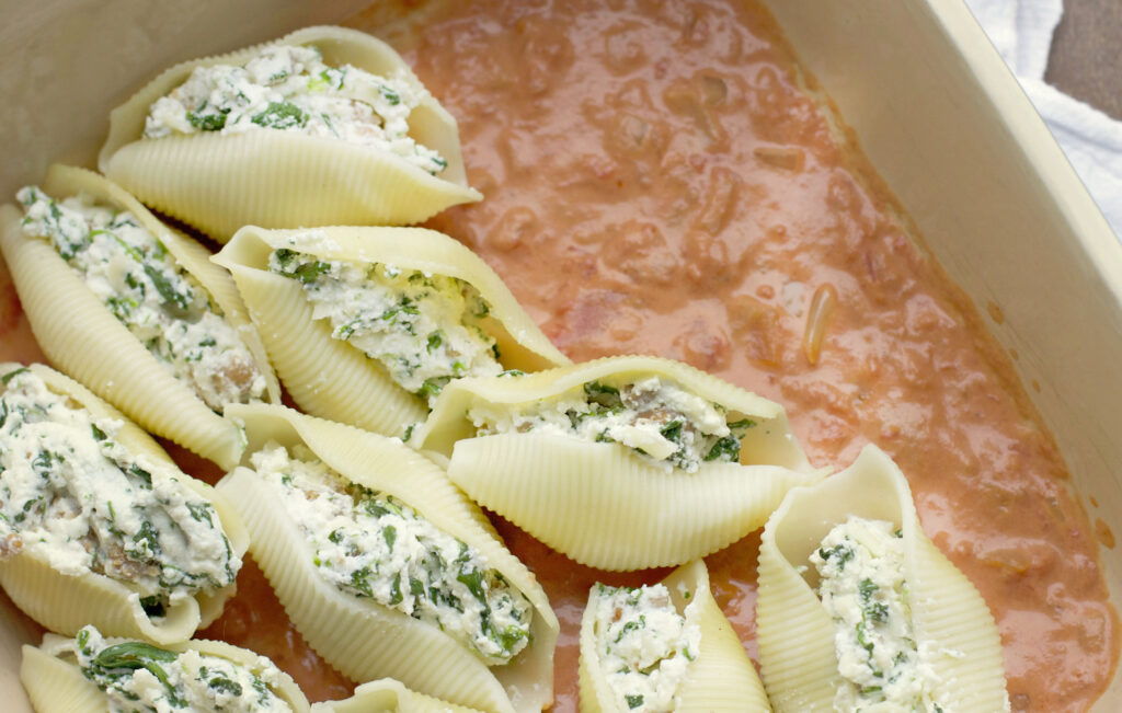 Sausage and Spinach Stuffed Shells Picture