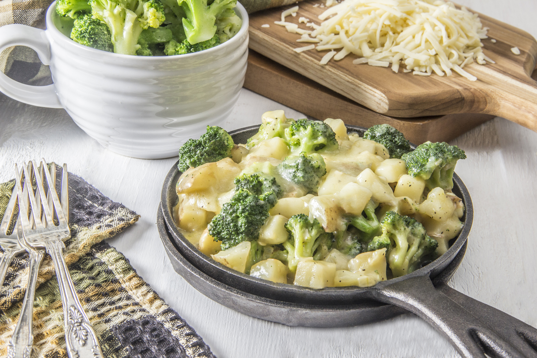 Healthy Cheesy Skillet Potatoes with Broccoli Photo