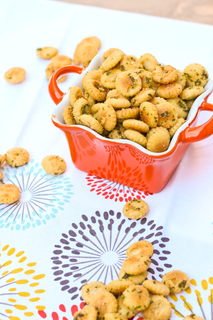 Seasoned Oyster Crackers Picture
