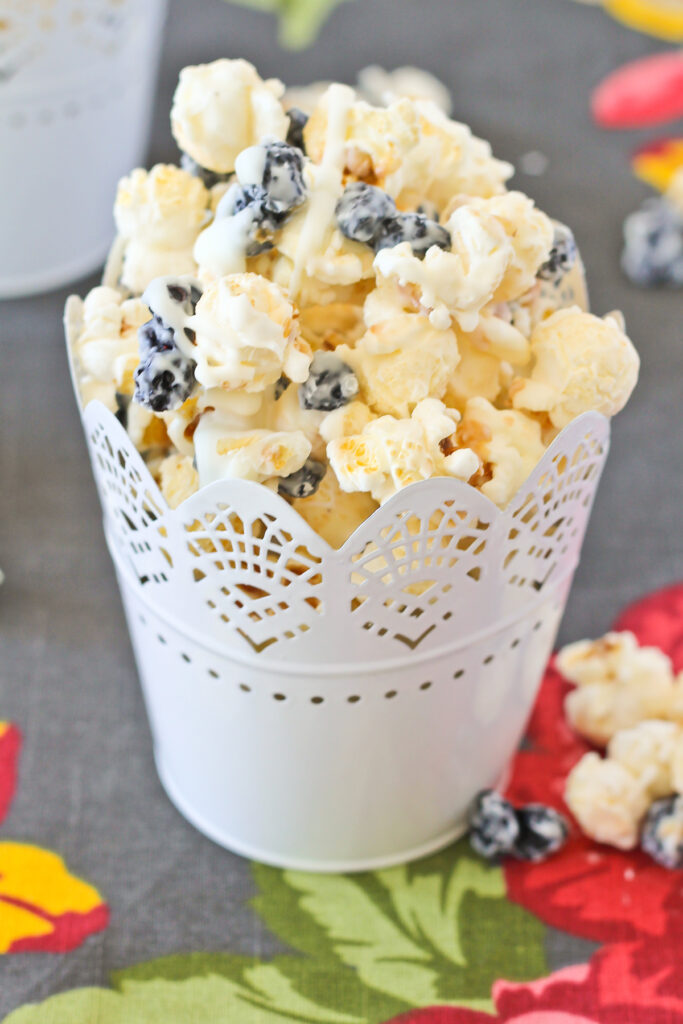 Blueberries & Cream Popcorn Picture
