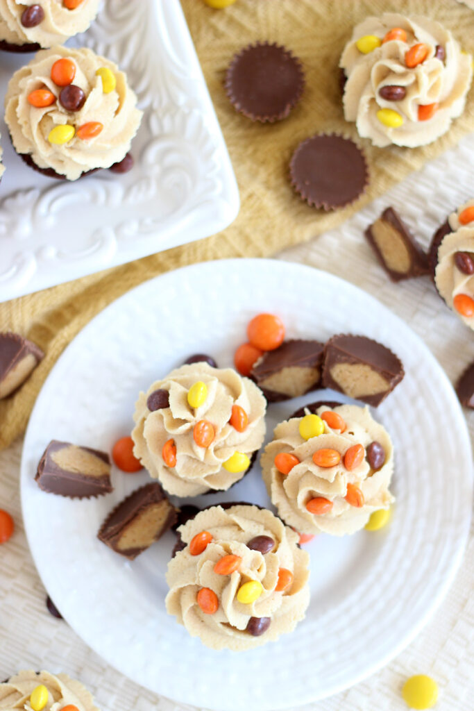 Peanut Butter Cup Brownie Cups Picture