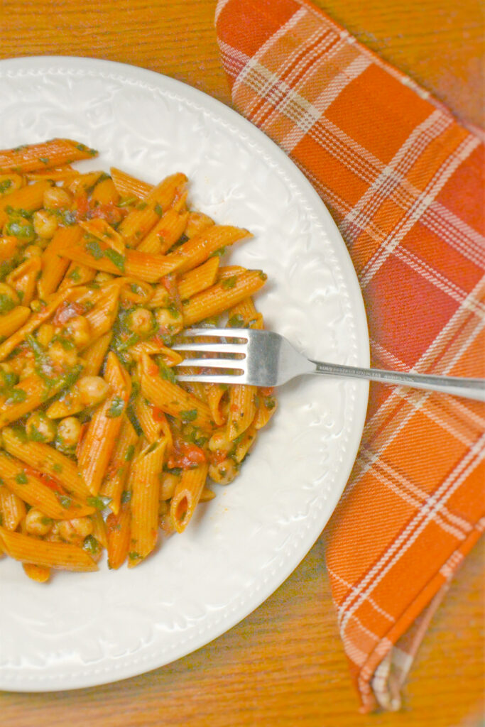 Pasta with Spinach and Beans Picture