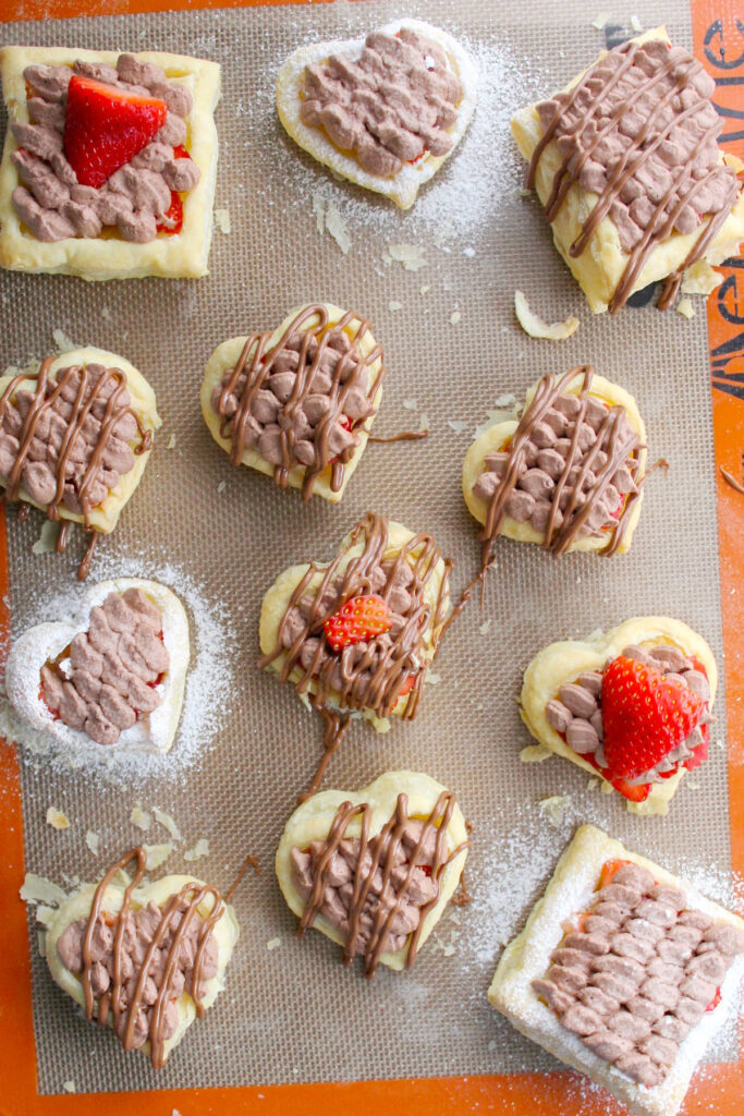 Chocolate Covered Strawberry Tarts Image