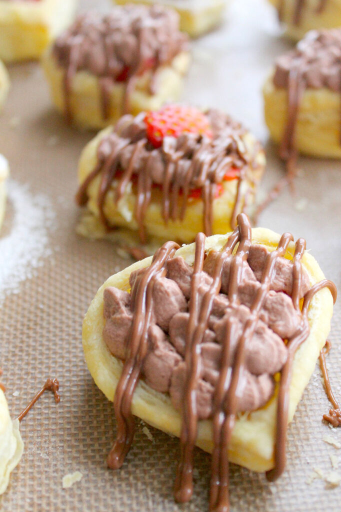 Chocolate Covered Strawberry Tarts Pic