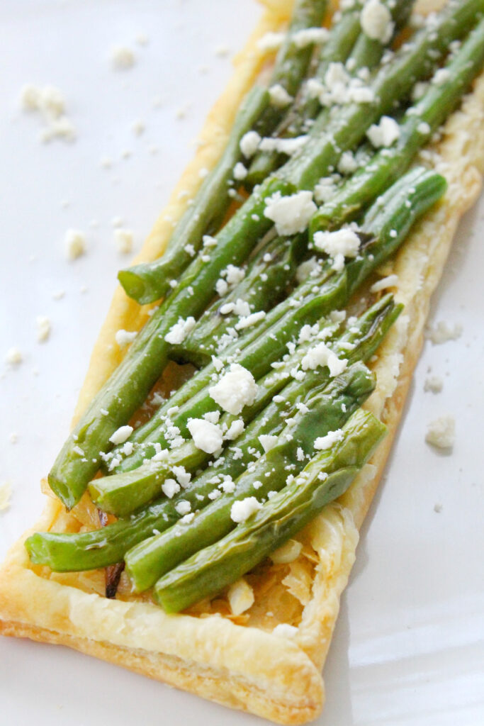 Grilled Green Bean and Onion Tarts Pic