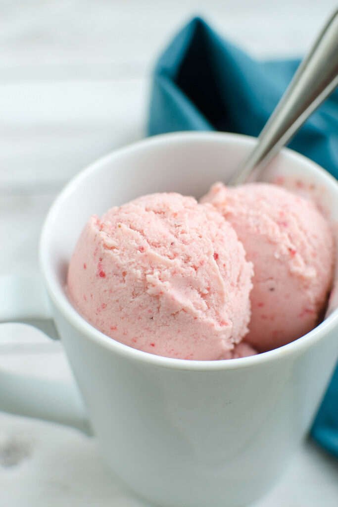 Paleo Strawberry Ice Cream Image