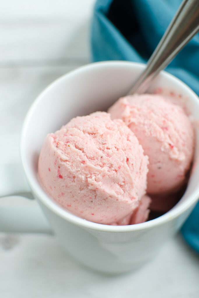 Paleo Strawberry Ice Cream Picture