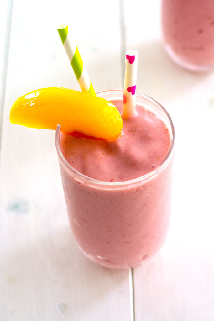 Raspberry Peach Cottage Cheese Smoothie Picture