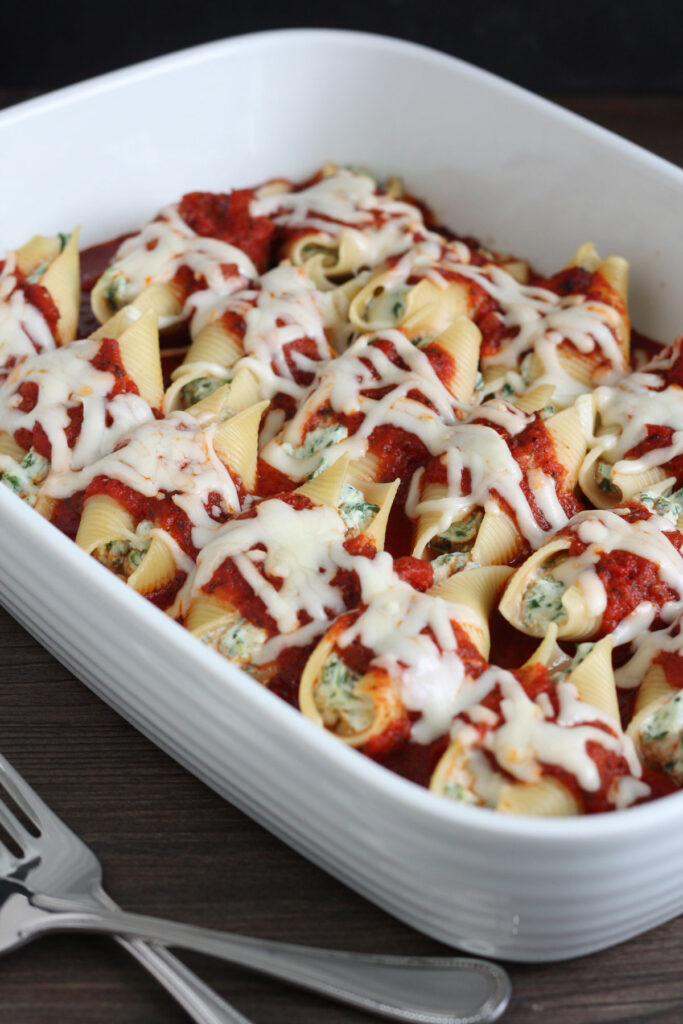 Spinach and Tofu Stuffed Shells Picture