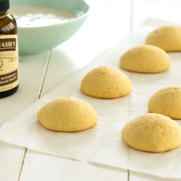 Vanilla Cookies with Vanilla Bean Glaze Photo