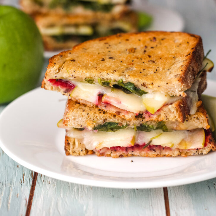 Grilled Cheese with Apple and Havarti Photo