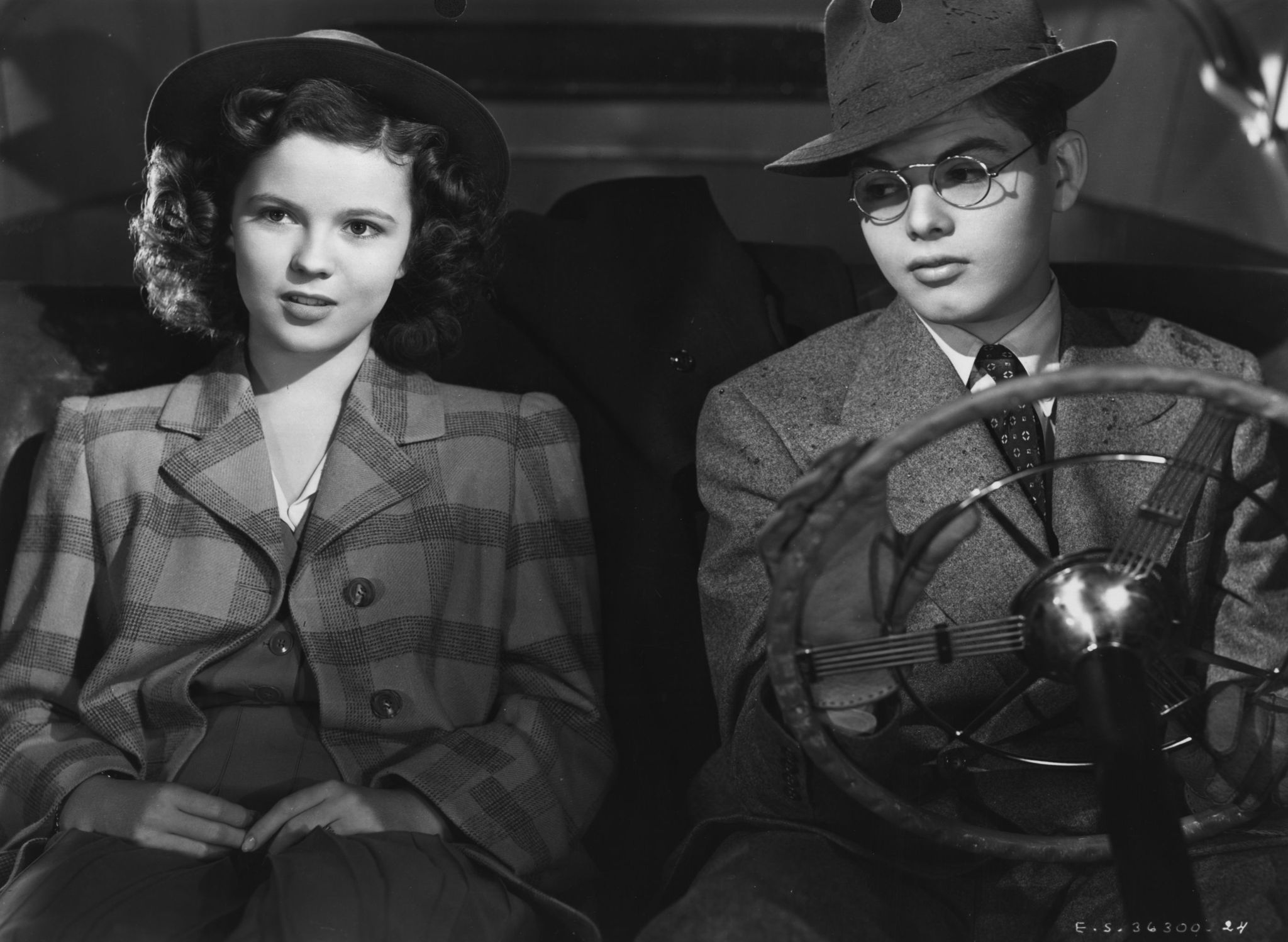 Ms Roney 'Miss Annie Rooney' Blu-Ray Review - Shirley Temple Attempts To Grow Up ...
