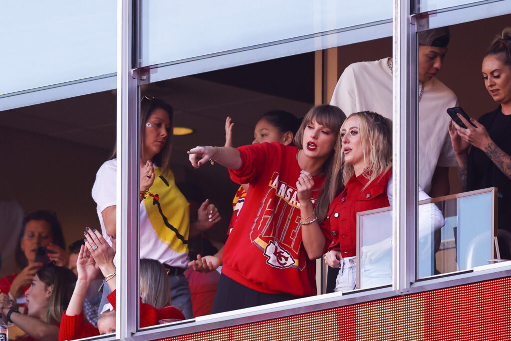 Taylor Swift and Brittany Mahomes now both of personal reasons to cheer on the Chiefs.