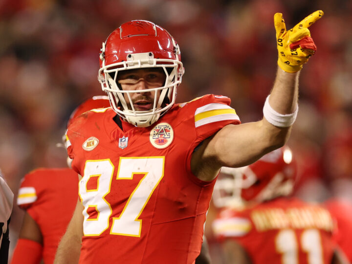 Travis Kelce: I Partied Hard on New Year’s Eve with Taylor Swift! And My Mom!