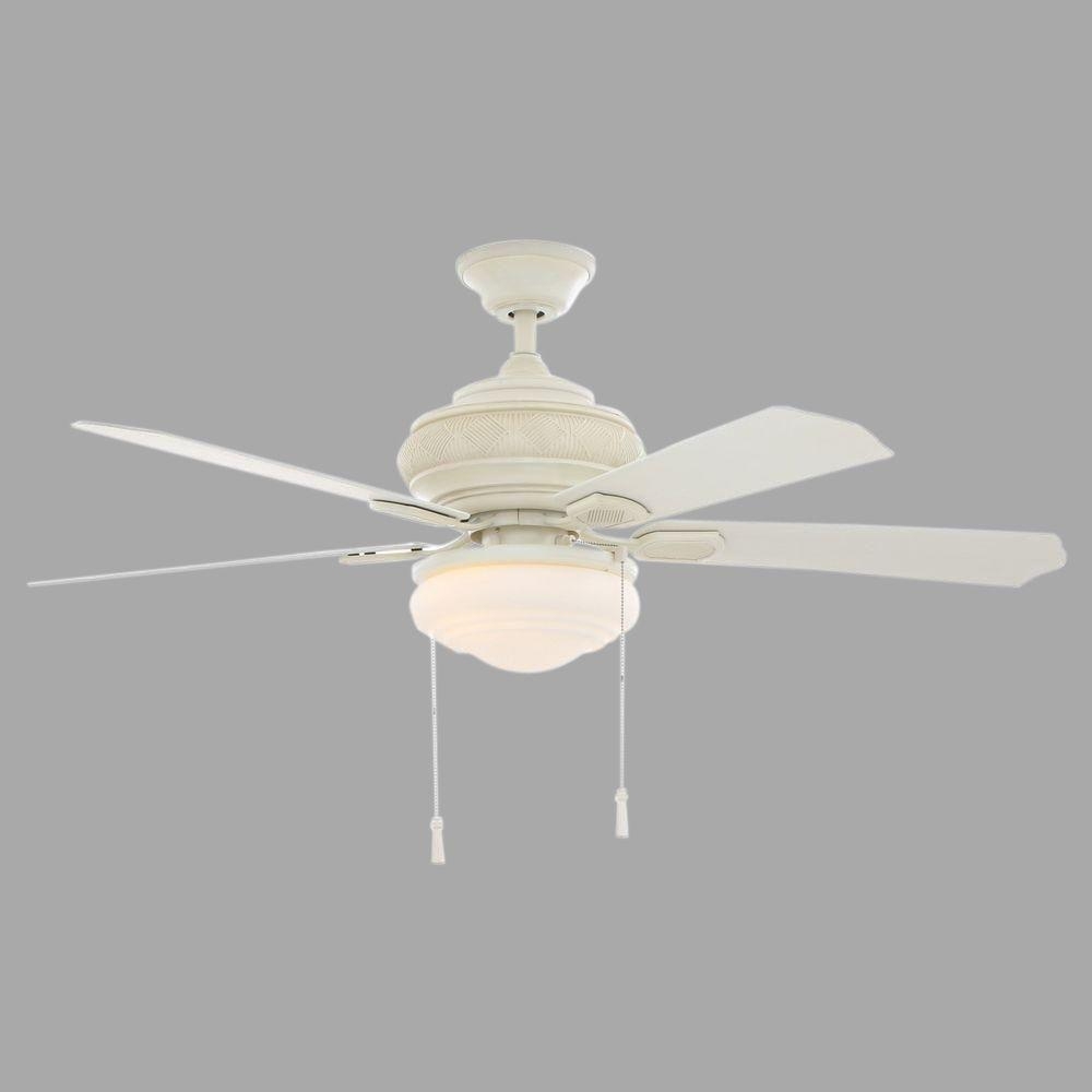 Vintage White Ceiling Fan With Light
