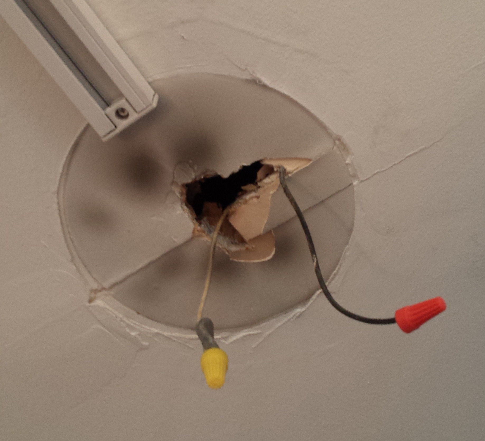 Permalink to Wiring Ceiling Light No Ground