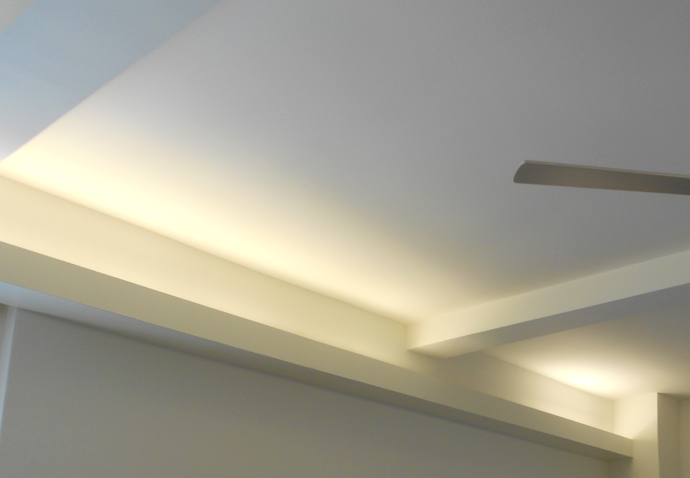 Hidden Led Ceiling Lighting System